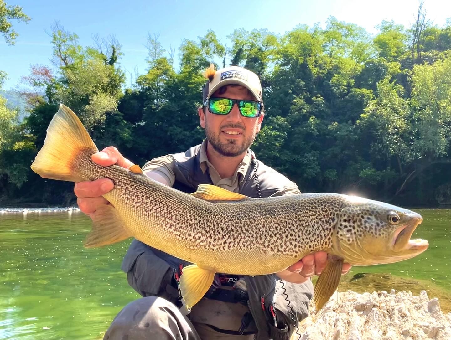 GIACO'S  FISHING ADVENTURE - 1